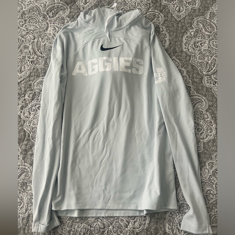 Utah State Nike lightweight hoodie Sz M